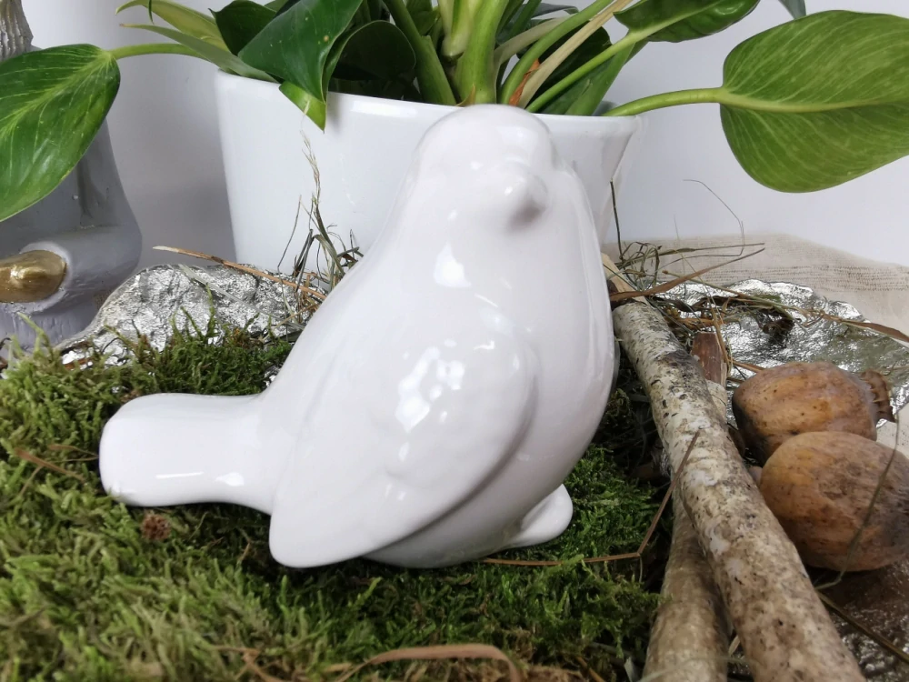 Porcelánový ptáček bílý 8,2 cm
