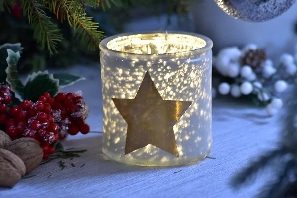 Skleněný svícen bílý Stars M