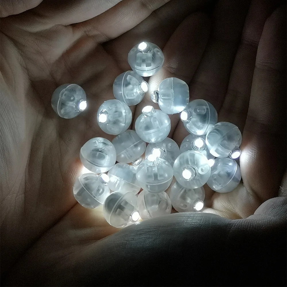 LED Světélka BÍLÉ KONSTANTNÍ prodej KS