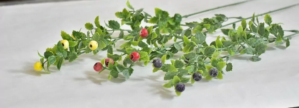 Podzimní větvička s bobulemi, mix barev