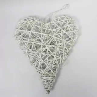 Srdce proutí 24x29cm bílá