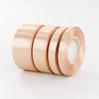 Stuha atlasová 0,6cmx32m pudrová