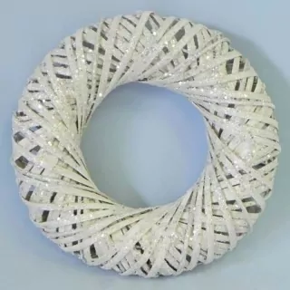 Věnec ratan/glitter bílá