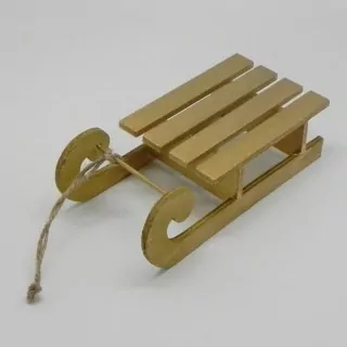 Sáňky závěs dřevo zlatá