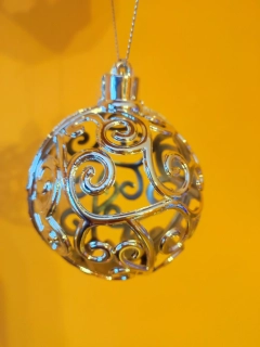 Závěsná vánoční ozdoba 9 cm stříbrná